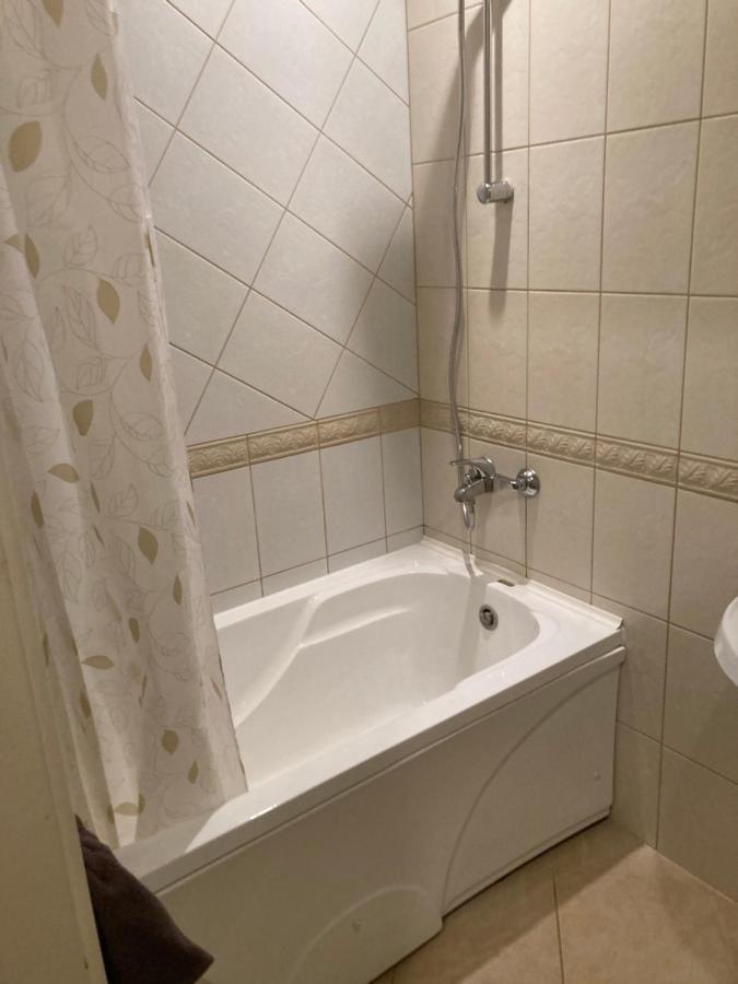 Apartamento Find For The Traveler Tallin Exterior foto